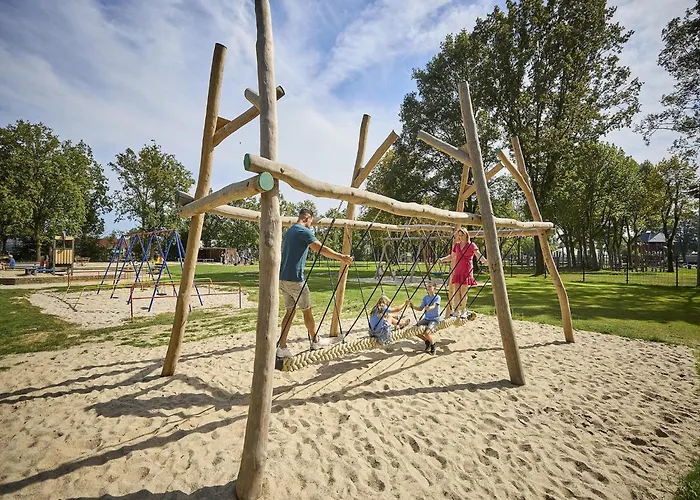 In Limburg Near Subtropical Pool فيلة